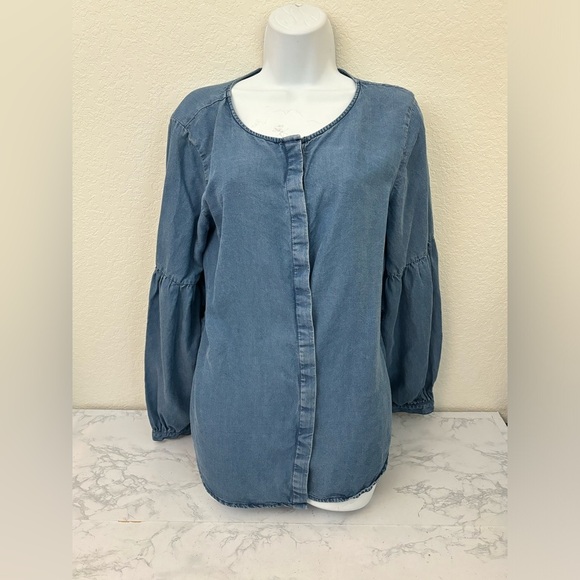 Banana Republic Tops - Banana Republic M Top Women's Blue Chambray Peasant Sleeve Boho Denim Blouse